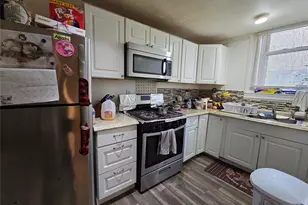 340 Locust Ave, Port Chester, NY 10573 - Photo 16