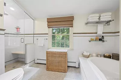 336 Bay Avenue, Huntington, NY 11743 - Photo 22