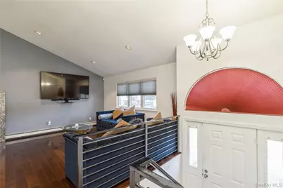 4 Monarch Avenue, Selden, NY 11784 - Photo 4