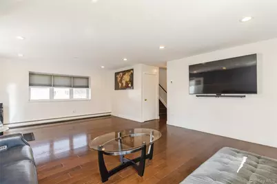 4 Monarch Avenue, Selden, NY 11784 - Photo 28