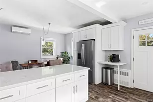 142 Rocklyn Ave, Lynbrook, NY 11563 - Photo 8