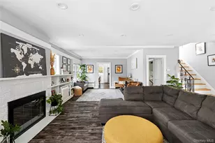 142 Rocklyn Ave, Lynbrook, NY 11563 - Photo 2