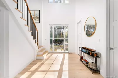 37 Peconic Bay, Southampton, NY 11968 - Photo 16