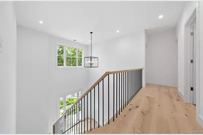 37 Peconic Bay, Southampton, NY 11968 - Photo 18