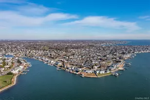 5 Huron Ave, Massapequa, NY 11758 - Photo 34