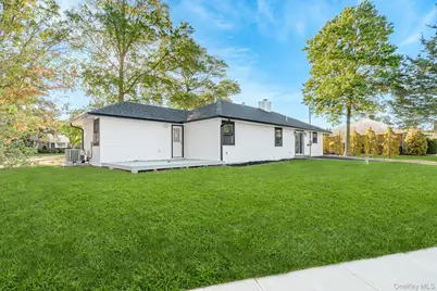 5 Huron Avenue, Massapequa, NY 11758 - Photo 26