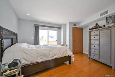 81-14 Queens Boulevard #PH6C, Elmhurst, NY 11373 - Photo 10