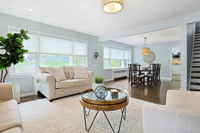 225 Carol Avenue, Pelham, NY 10803 - Photo 8