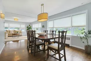 225 Carol Ave, Pelham, NY 10803 - Photo 10