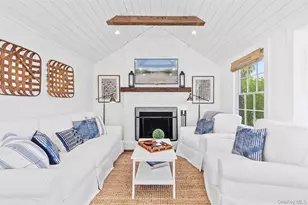 14 Carter Ln, East Quogue, NY 11942 - Photo 4