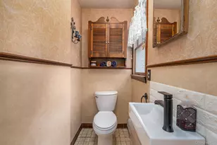 920 Bray Ave, Laurel, NY 11948 - Photo 18