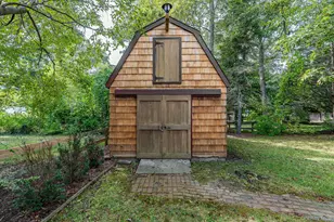 920 Bray Ave, Laurel, NY 11948 - Photo 30