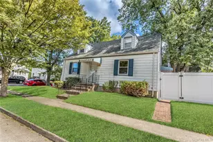 136 N 1st St, New Hyde Park, NY 11040 - Photo 2