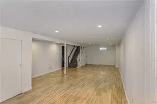 136 N 1st St, New Hyde Park, NY 11040 - Photo 18