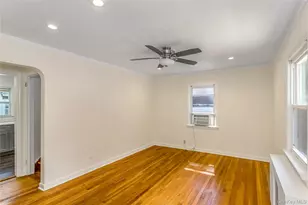 136 N 1st St, New Hyde Park, NY 11040 - Photo 4