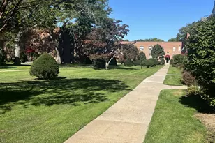 200 Richbell Rd, Mamaroneck, NY 10543 - Photo 14