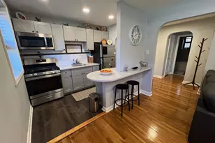 200 Richbell Rd, Mamaroneck, NY 10543 - Photo 2