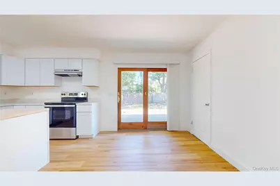 9 Brushwood Drive, Shirley, NY 11967 - Photo 8