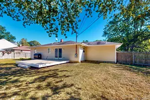 9 Brushwood Dr, Shirley, NY 11967 - Photo 18