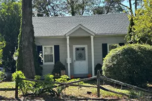 8 Bayard Ave, Bayville, NY 11709 - Photo 2