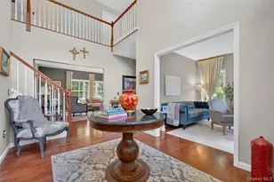 93 Shagbark Ln, Hopewell Junction, NY 12533 - Photo 10