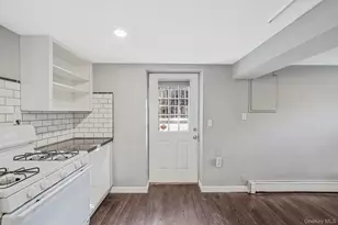 2812 Sipp Ave, Medford, NY 11763 - Photo 26