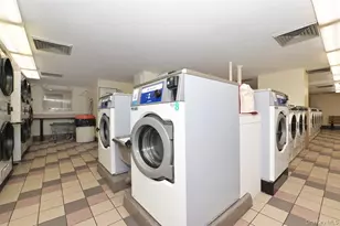 175-20 Wexford Terrace, Jamaica, NY 11432 - Photo 16