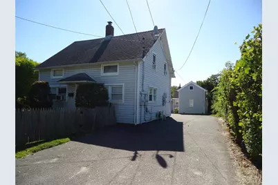 725 W Main Street, Riverhead, NY 11901 - Photo 20