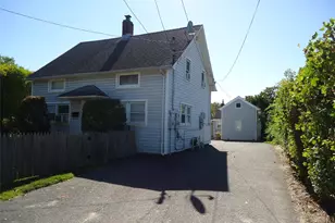 725 W Main St, Riverhead, NY 11901 - Photo 20