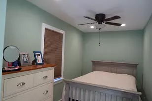 725 W Main St, Riverhead, NY 11901 - Photo 16