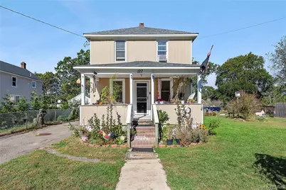 127 Lake Avenue, Flanders, NY 11901 - Photo 2