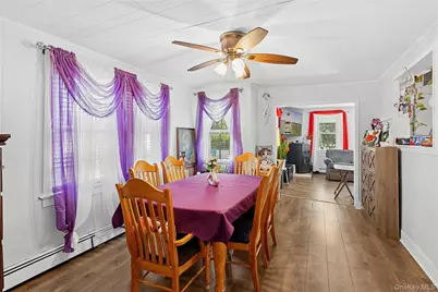 127 Lake Avenue, Flanders, NY 11901 - Photo 6