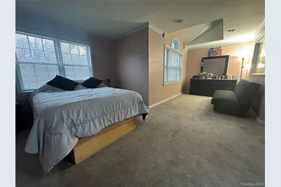 125 Pinebrook Drive, Hyde Park, NY 12538 - Photo 18