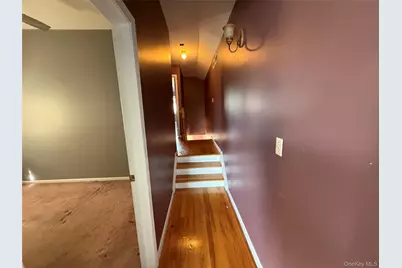 105 Churchill Avenue, New York, NY 10309 - Photo 10