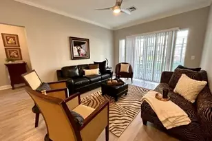 75 E Hoffman Ave, Lindenhurst, NY 11757 - Photo 10