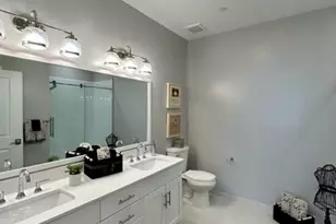 75 E Hoffman Ave, Lindenhurst, NY 11757 - Photo 16