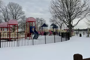 61 Eastview Rd, Ronkonkoma, NY 11779 - Photo 28