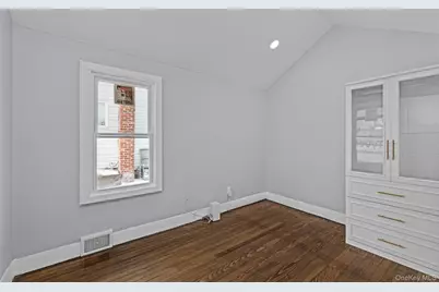 61 Eastview Road, Ronkonkoma, NY 11779 - Photo 12