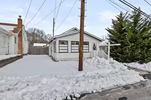 61 Eastview Rd, Ronkonkoma, NY 11779 - Photo 2