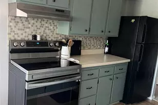 10 Oakwood Terrace, New Windsor, NY 12553 - Photo 2