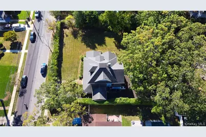 101 Wallace Street, Freeport, NY 11520 - Photo 32