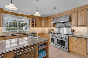 18 Landing Ln, East Quogue, NY 11942 - Photo 8