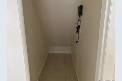 73-18 260th Street #B-1, Glen Oaks, NY 11004 - Photo 10