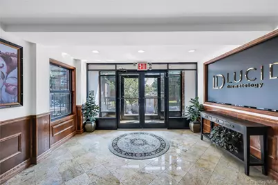 87-16 Avon Street, Jamaica, NY 11432 - Photo 4