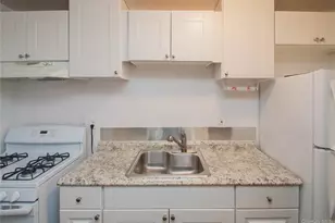 206 South St, Marlboro, NY 12542 - Photo 10