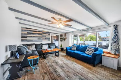 24 Raynor Street, West Babylon, NY 11704 - Photo 16