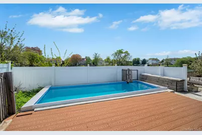 24 Raynor Street, West Babylon, NY 11704 - Photo 40