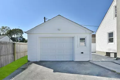 461 Pinebrook Avenue, West Hempstead, NY 11552 - Photo 28