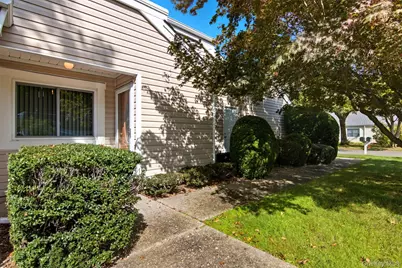 607 Cabot Court E #607, Saint James, NY 11780 - Photo 10