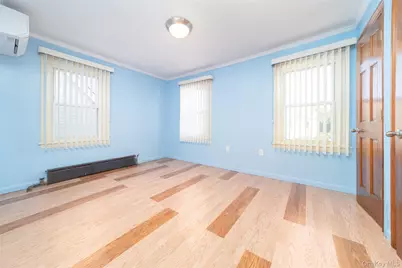 151-25 21 Avenue, Whitestone, NY 11357 - Photo 10